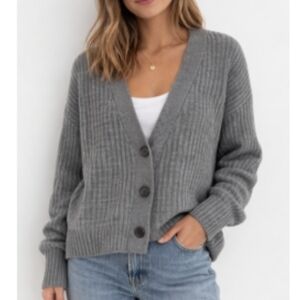 Old Navy Gray Ribbed Knit Cardigan Sweater Large Button Front Classic Old Money